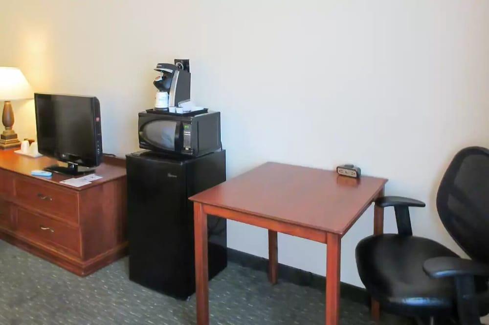 Comfort Inn & Suites Middletown - Franklin Esterno foto
