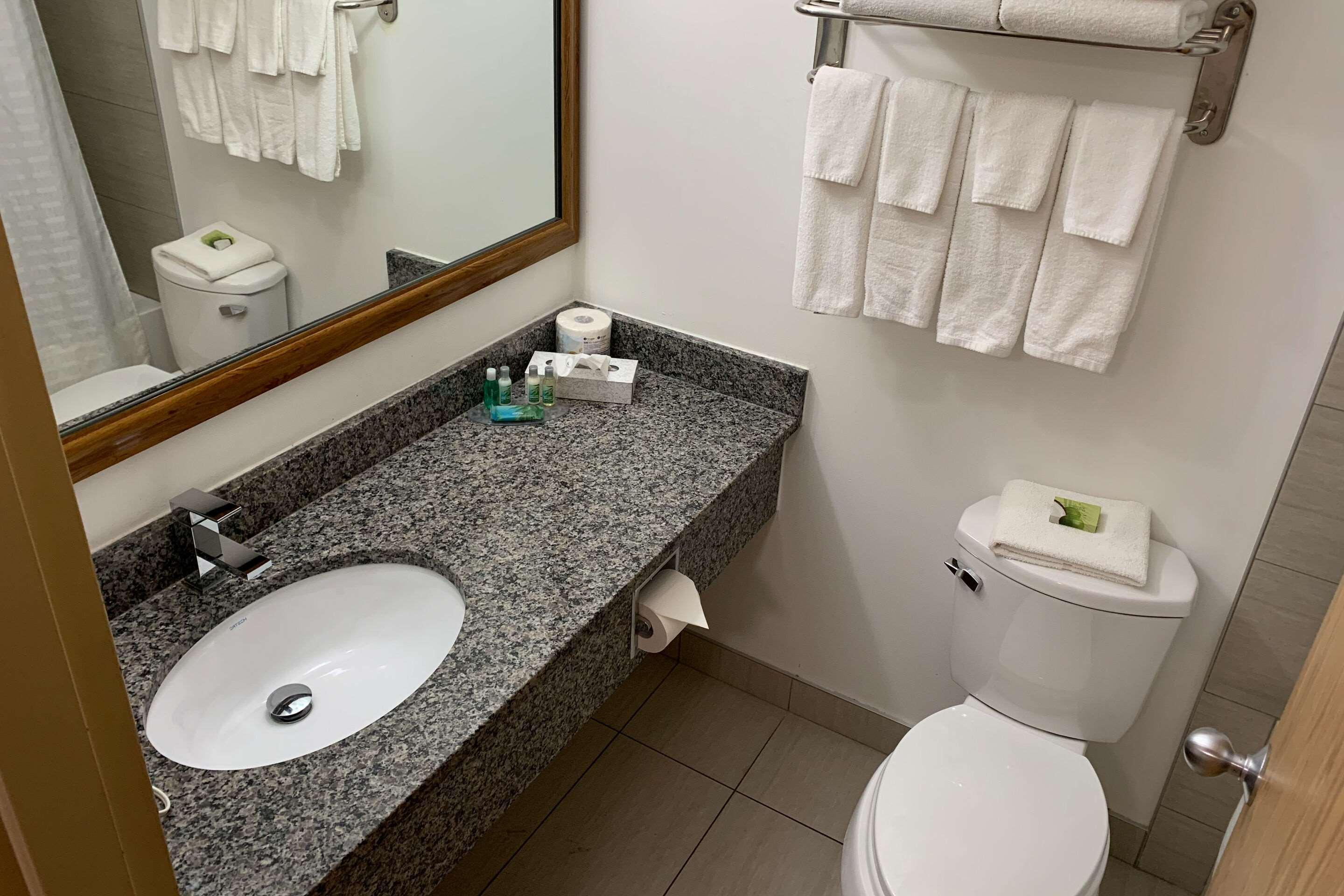 Comfort Inn & Suites Middletown - Franklin Esterno foto