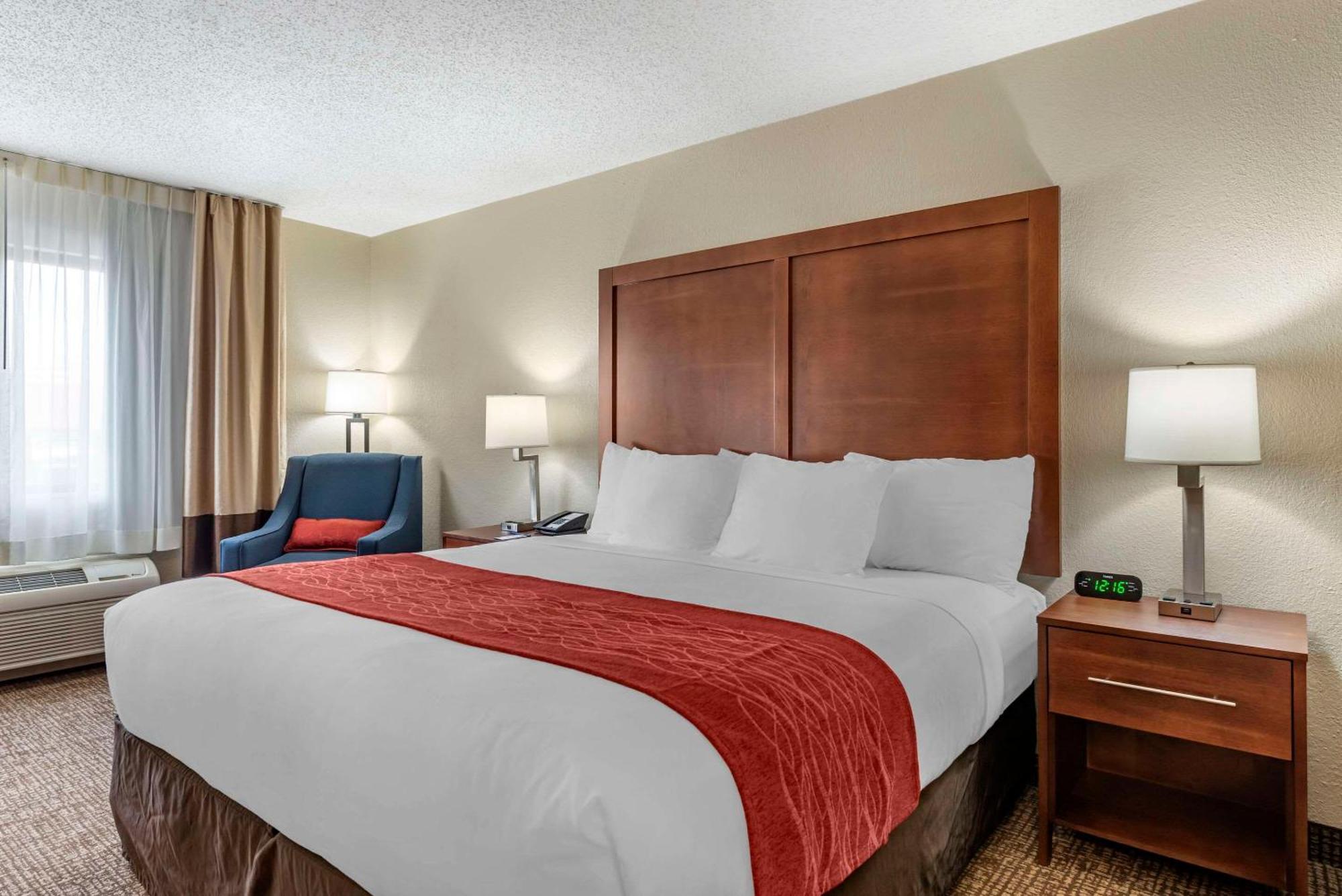 Comfort Inn & Suites Middletown - Franklin Esterno foto